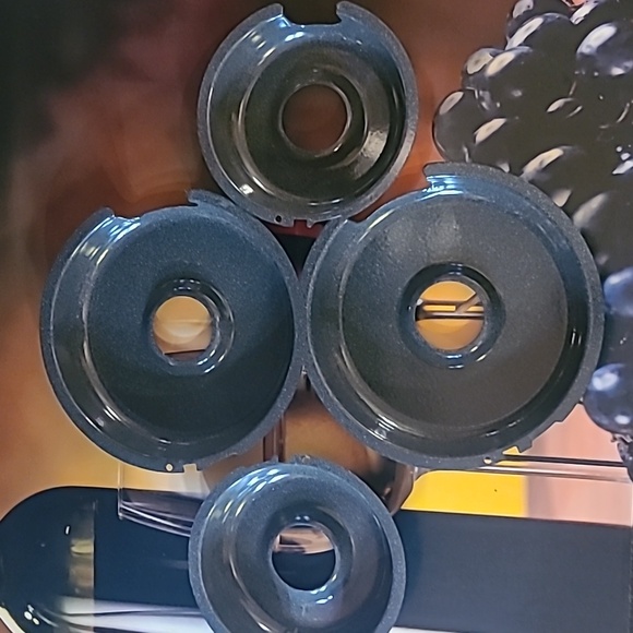 Whirlpool Electric Range Drip Bowls & Rings 8 pcs. OEM 814116 - Picture 5 of 10